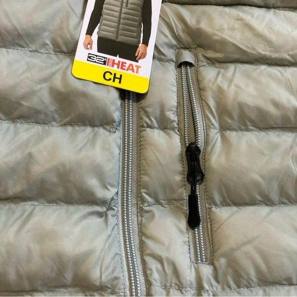 32 Degrees Silver Puffer Vest Size S small NWT - Picture 5 of 13